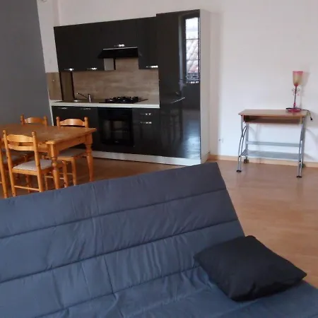 Appart Entier De 49 M² Au Centre Apartamento Narbona